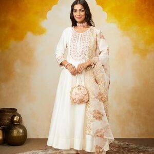 Amazon Brand - Myx Women's Solid Straight Embroidered Kurta Pant Set with Organza Dupatta