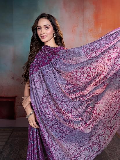 Vareli Floral Print Crepe Saree With Unstitched Blouse Piece - Image 6